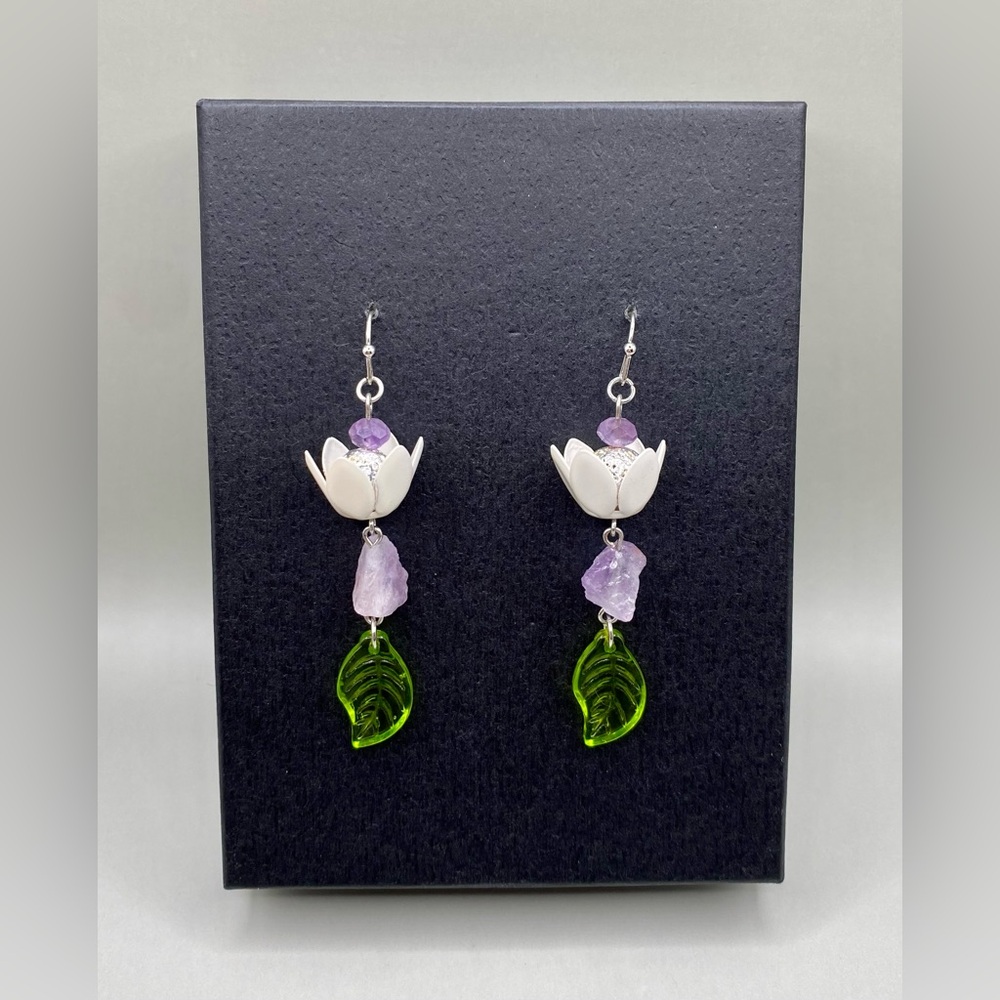 🪷💜Amethyst Lava Rock Floral Leaf Earrings